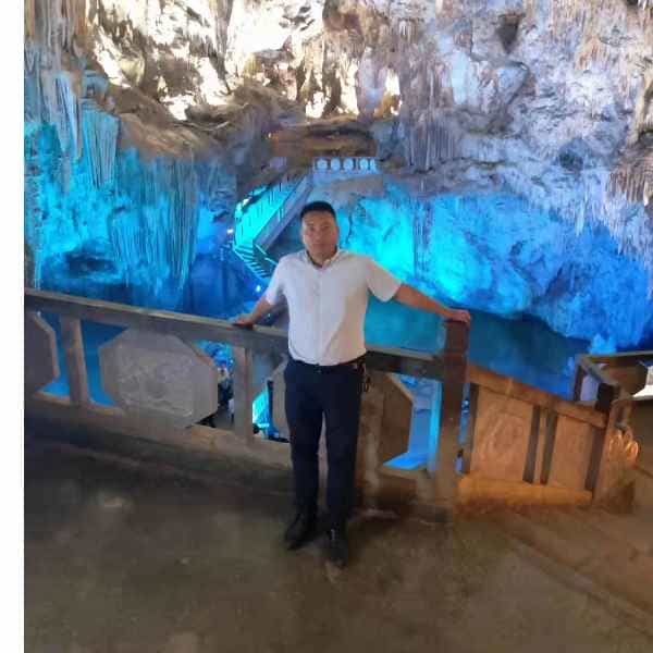 云南34岁单身帅哥真诚找对象-黔西南征婚相亲网