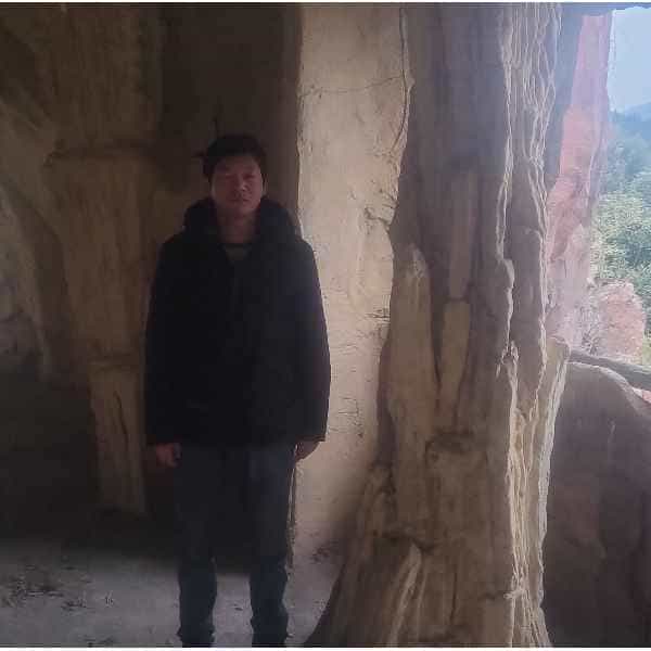 湖北34岁单身帅哥真诚找对象-黔西南征婚相亲网