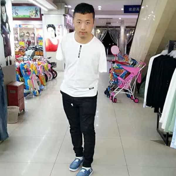 河南34岁单身帅哥真诚找对象-黔西南征婚相亲网