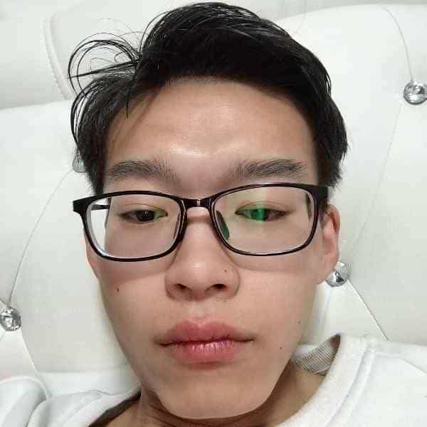 河南22岁单身帅哥真诚找对象-黔西南征婚相亲网