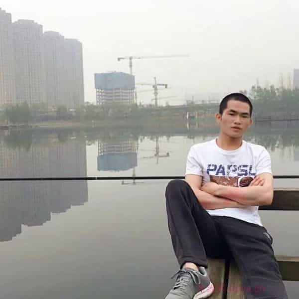 广西31岁单身帅哥真诚找对象-黔西南征婚相亲网