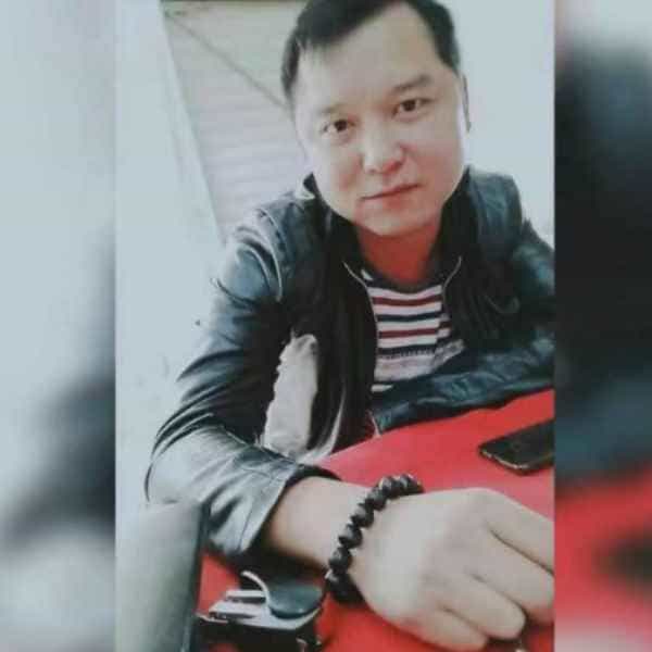 40岁岁湖南单身帅哥 - 黔西南吉缘网