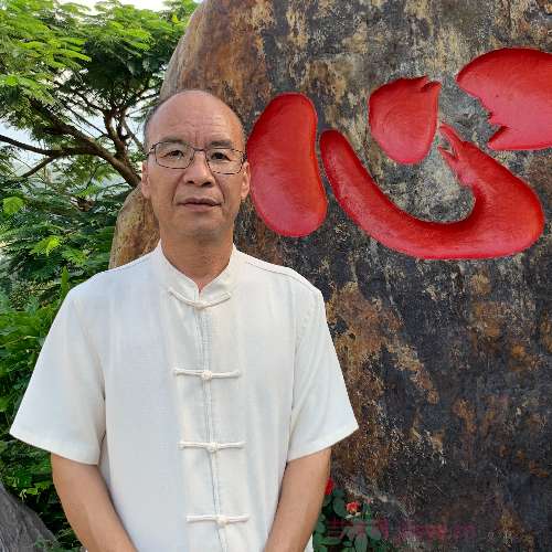 60岁岁广东单身帅哥 - 黔西南吉缘网