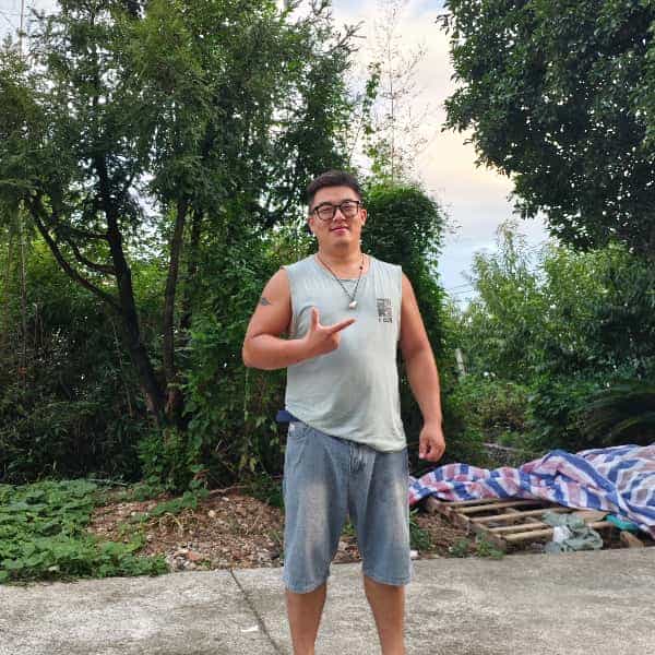 32岁岁浙江单身帅哥 - 黔西南吉缘网