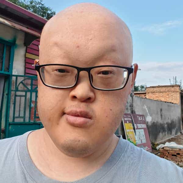 28岁岁山东单身帅哥 - 黔西南吉缘网