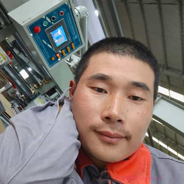 37岁岁江苏单身帅哥 - 黔西南吉缘网