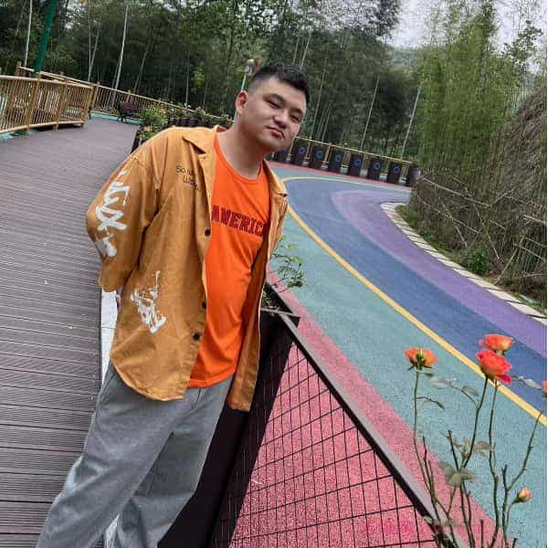 28岁岁湖南单身帅哥 - 黔西南吉缘网
